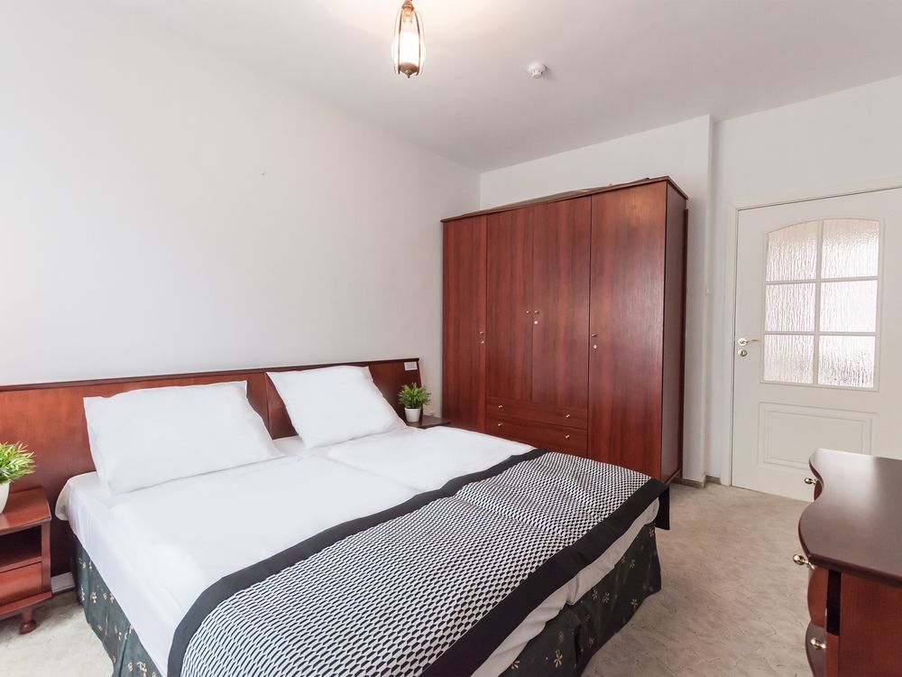Polonia Apartamenty 코워브제크 외부 사진